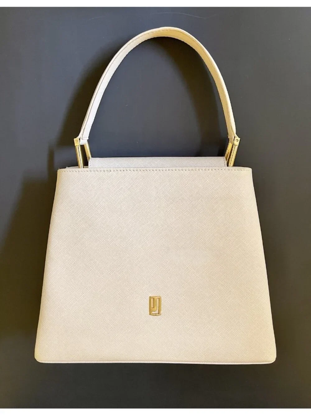 Jafferjees Willow Top Handle Bag Off White Cream Vertical Grain Leather Luxury